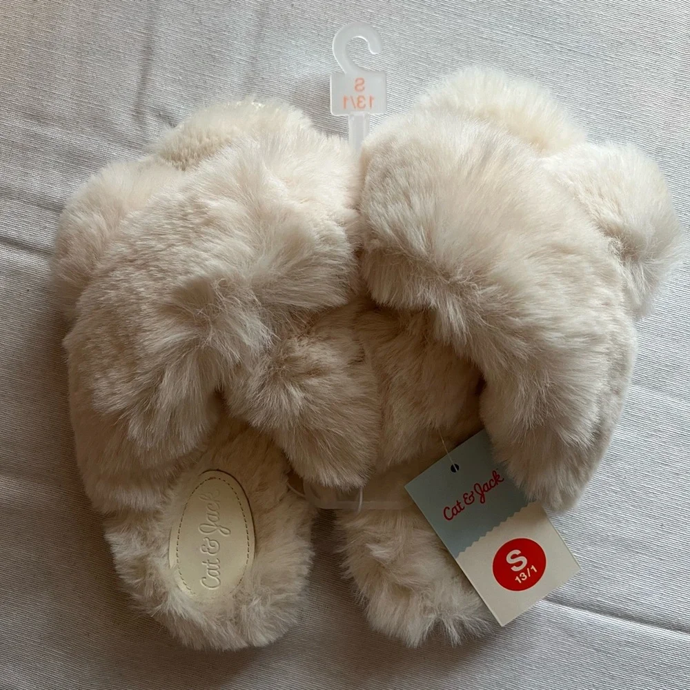 Cat & Jack Girls Faux Fur Fuzzy Soft Slide Cross Over Slippers S 13/1
